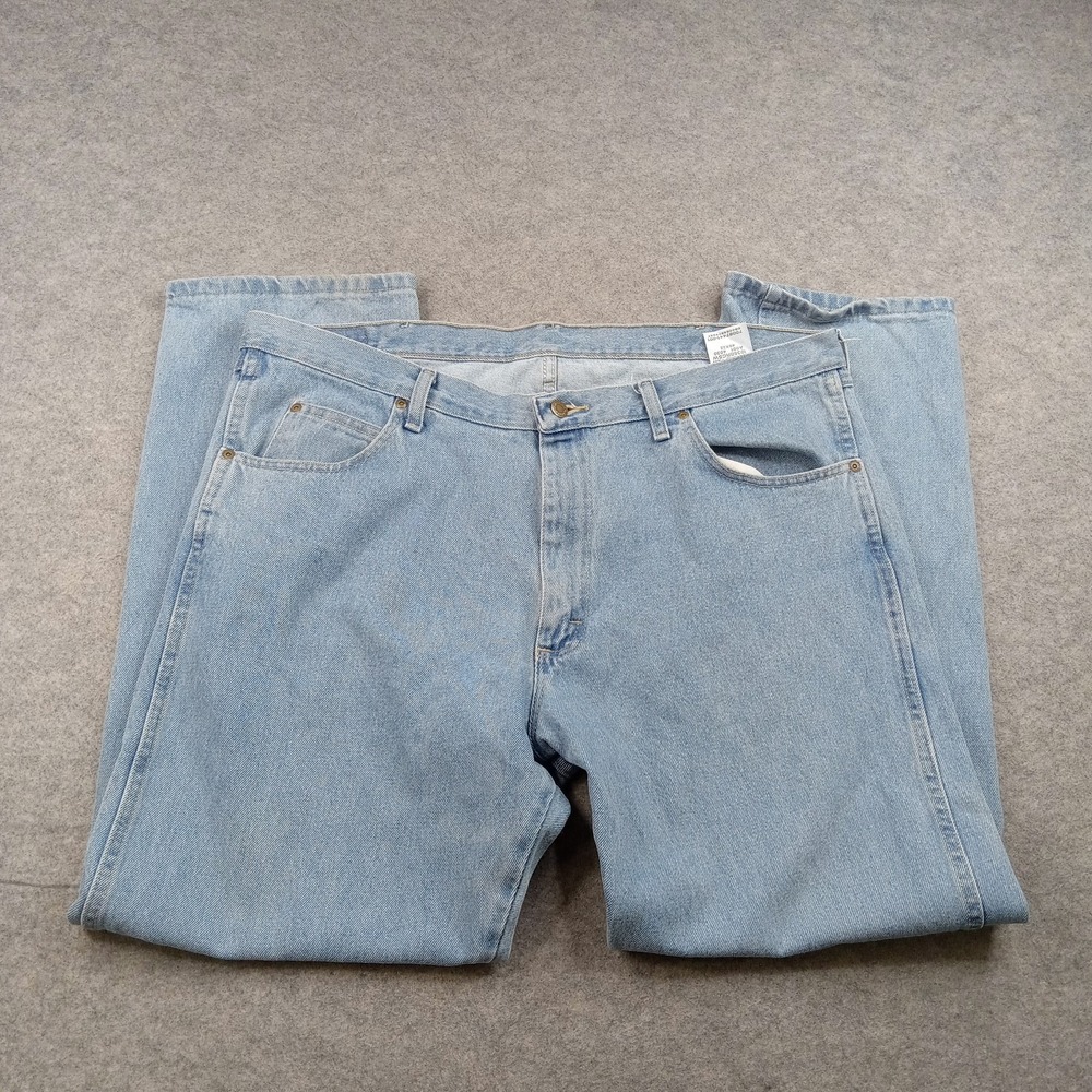 Wrangler Jeans Mens‎ 40x32 Light Wash Blue Straight Leg 100% Cotton Denim Pants